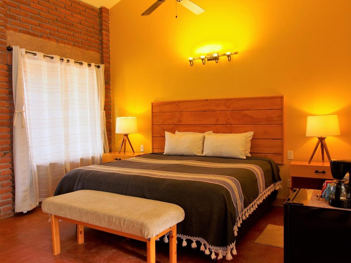 Casa Mayoral B&B Pet Friendly Вальє-де-Гуадалупе Екстер'єр фото